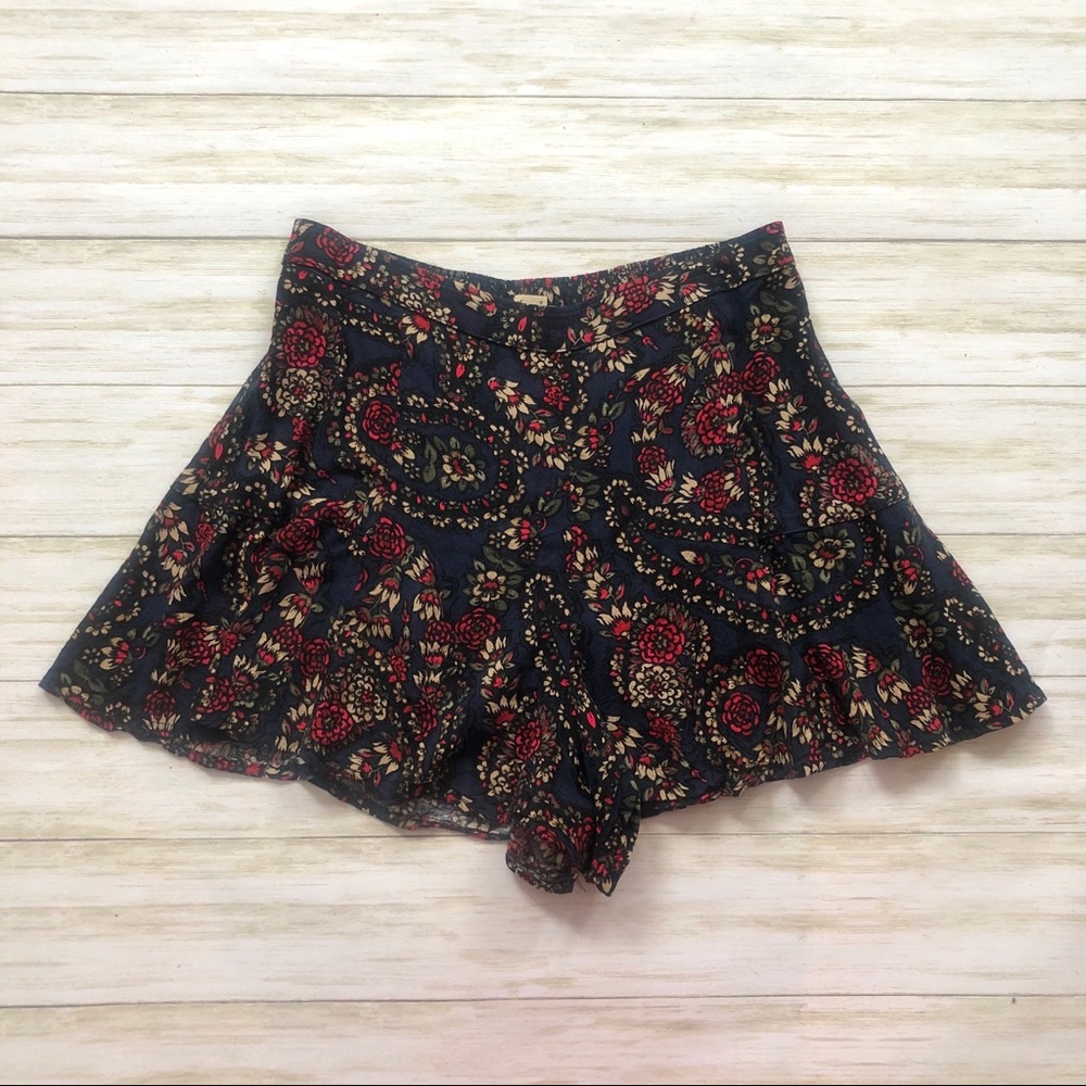 Patterned Flowy Shorts